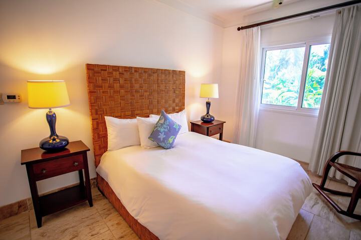 Room 25 of 219