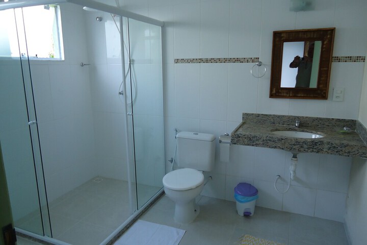 Room 17 of 32