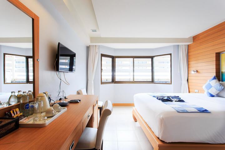 Room 19 of 47
