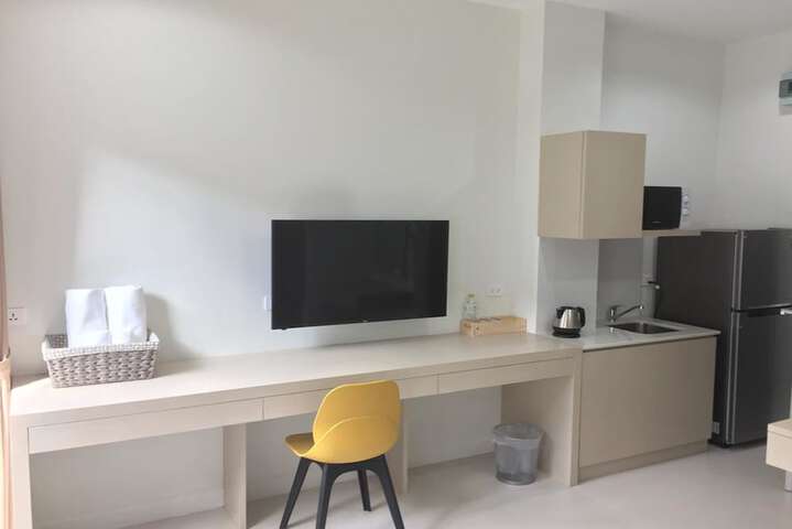 Room 14 of 32