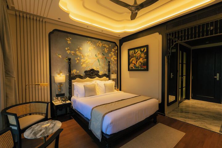 Room 18 of 35