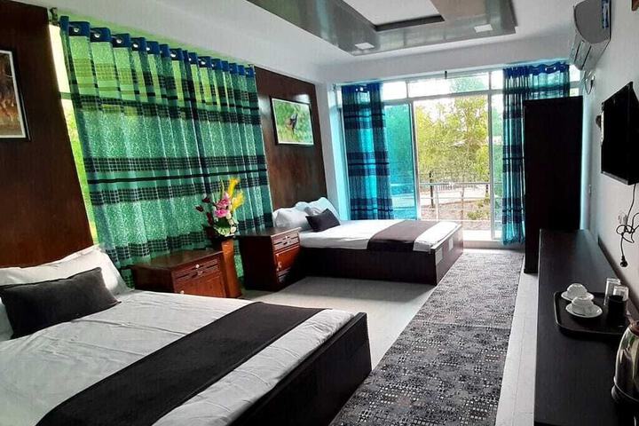 Room 16 of 57