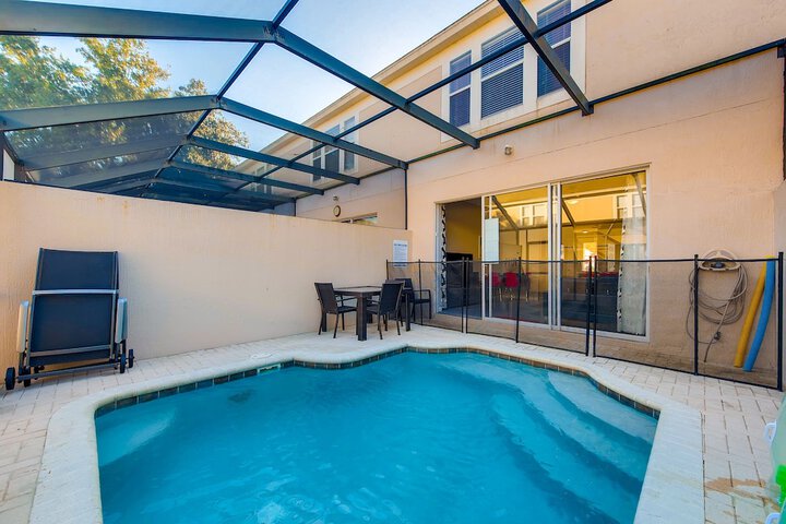Pool 26 of 53