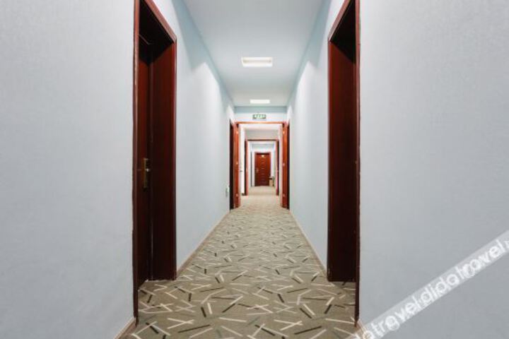 Hotel Interior 6 of 32