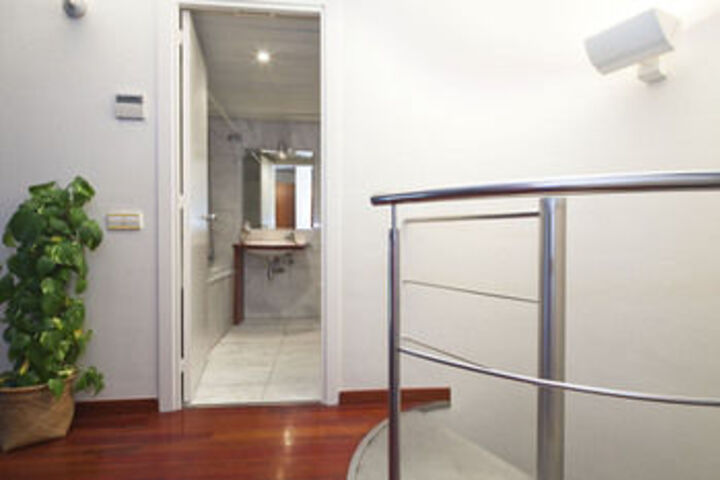 Room 4 of 22