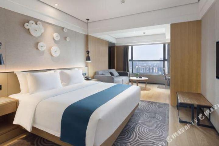 Maolinge Hotel (Beijing Communication University Huangqu Metro Station)