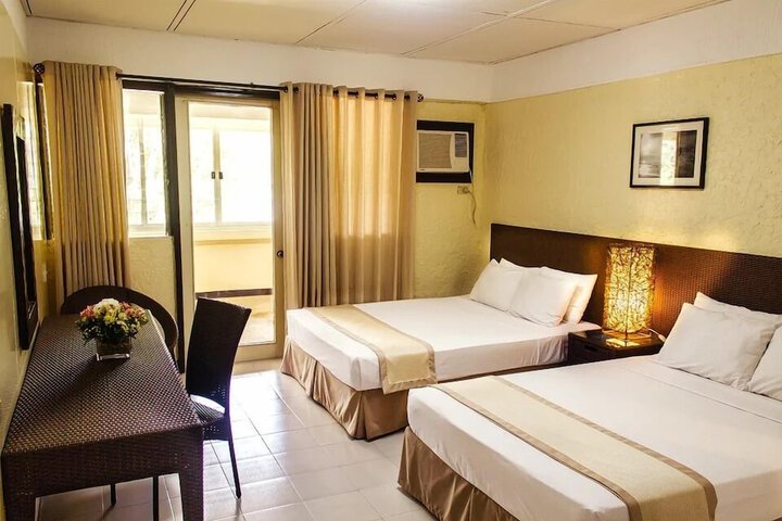 Room 8 of 49