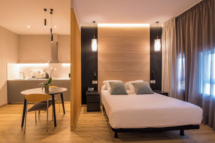 Room 32 of 51
