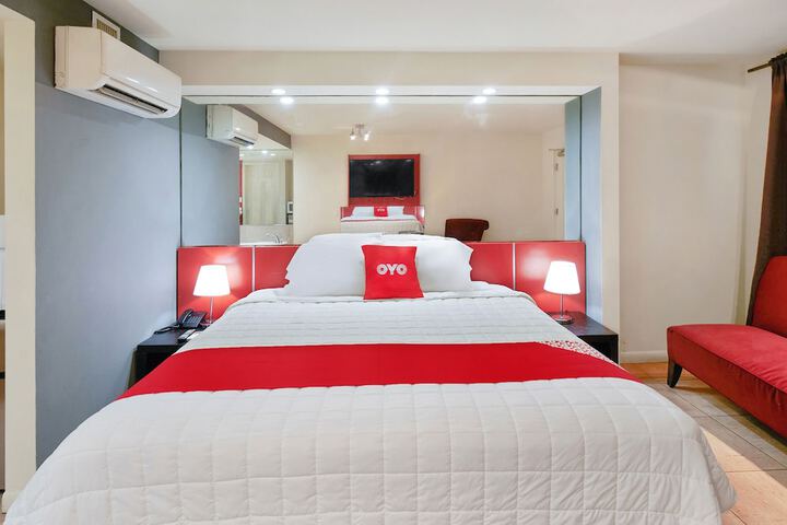 Room 13 of 37