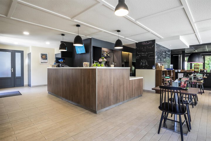 Dining Photos