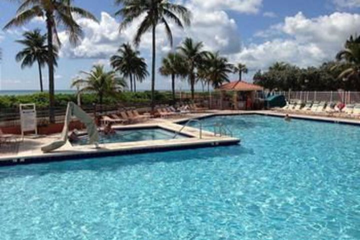 Pool 21 of 26