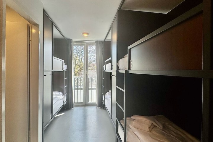 Room 26 of 72