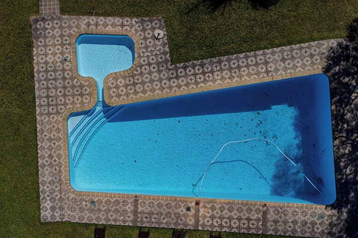 Pool 44 of 81