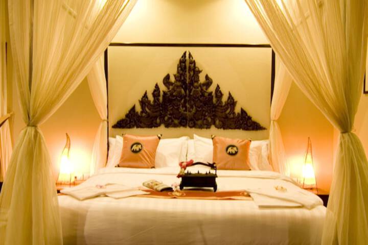 Room 16 of 115