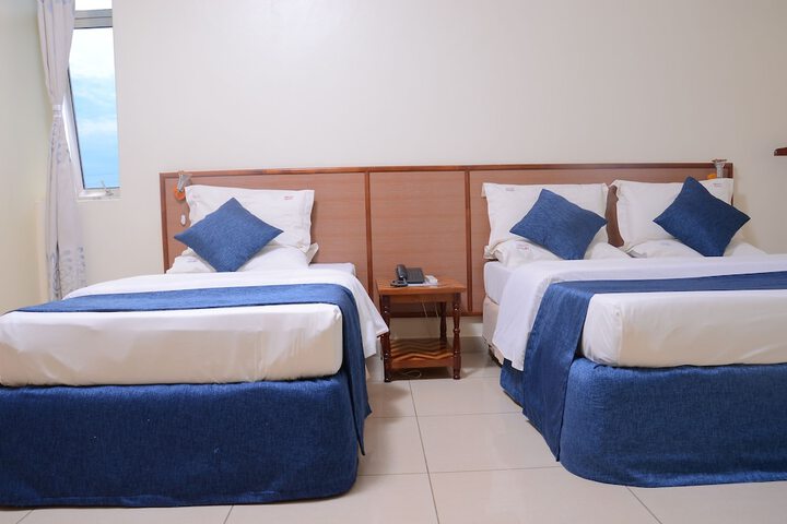 Room 12 of 31