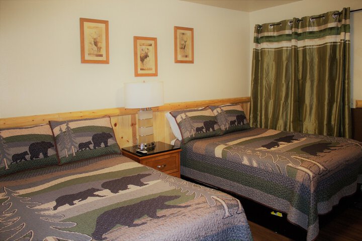 2 Double Beds (4 of 11)