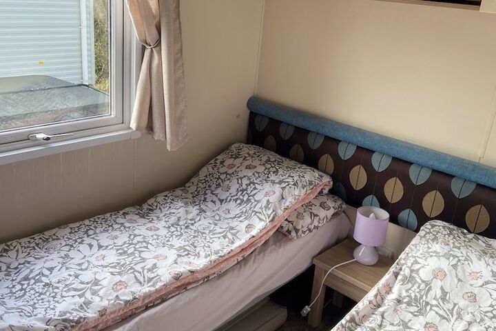 Room 2 of 26