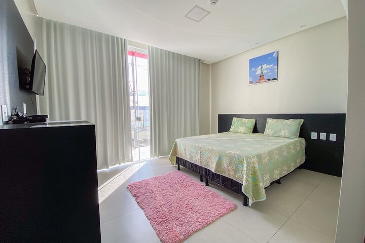 Room 7 of 24