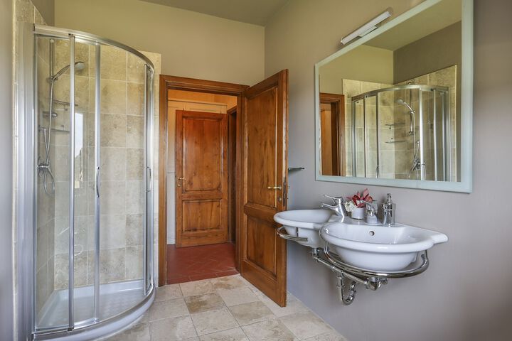 Room 91 of 152