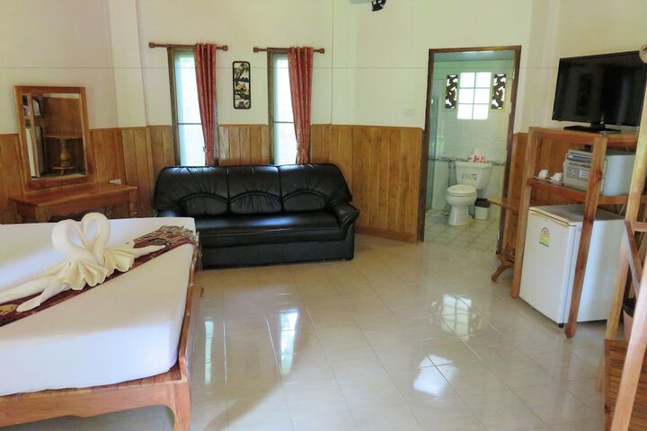 Room 19 of 137