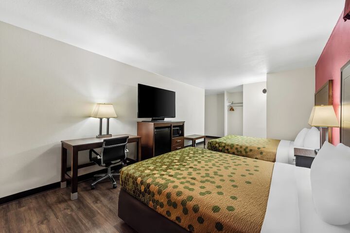 Room 17 of 29