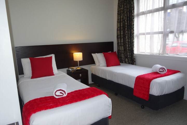 Room 4 of 57