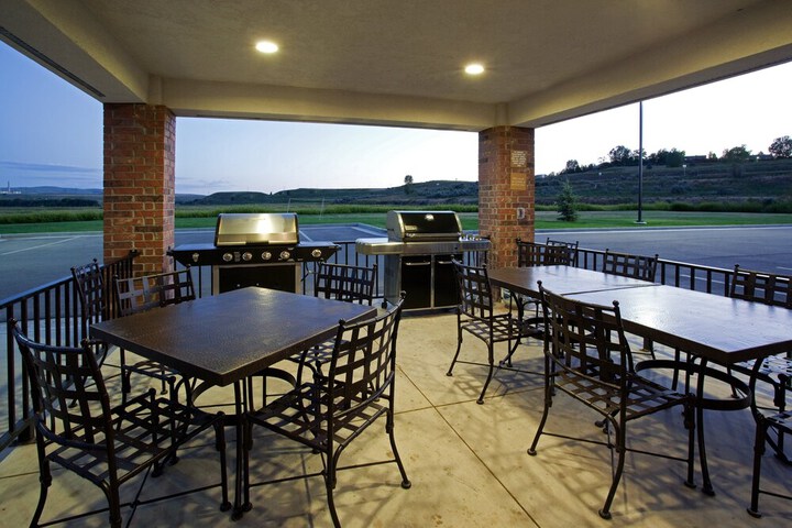 Property Grounds 22 of 65