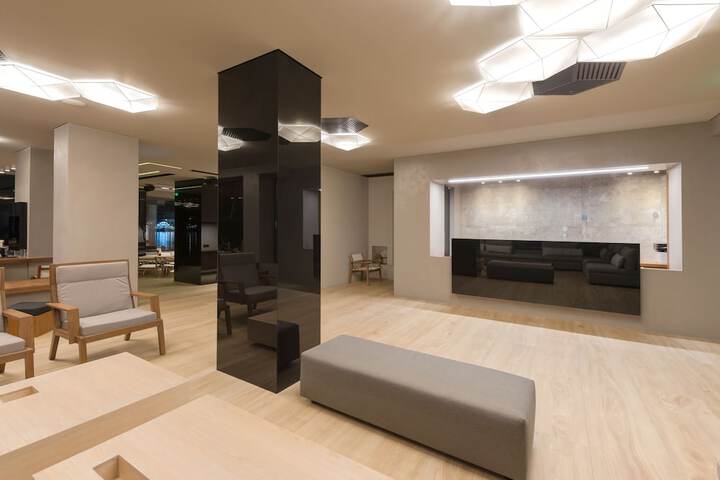 Hotel Interior 4 of 50