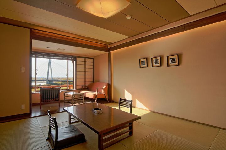 Room 9 of 67