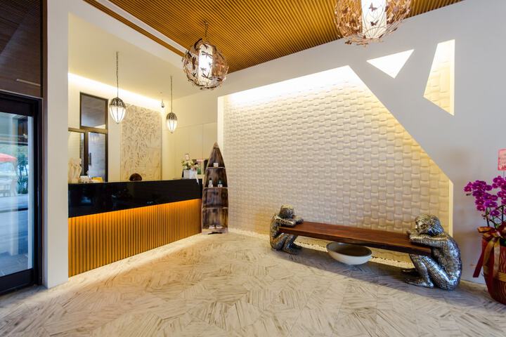 Hotel Interior 8 of 116