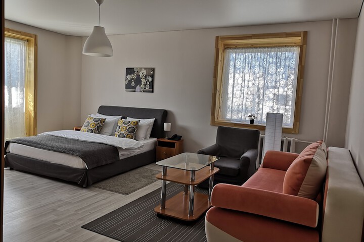 Room 15 of 31