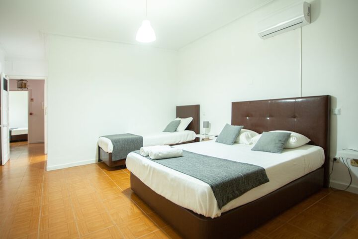 Room 15 of 97