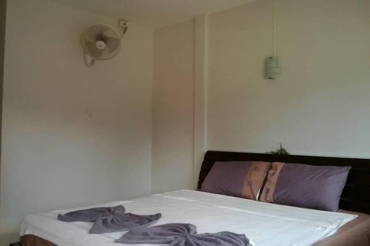 Room 5 of 35