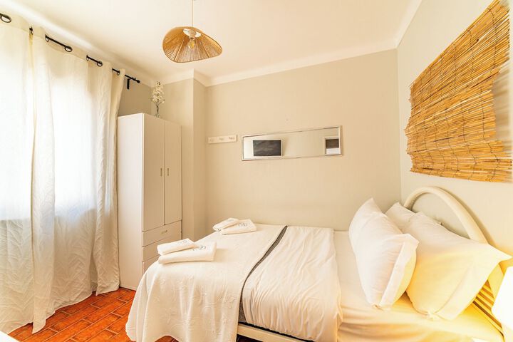 Room 10 of 194