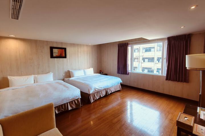 Room 19 of 70