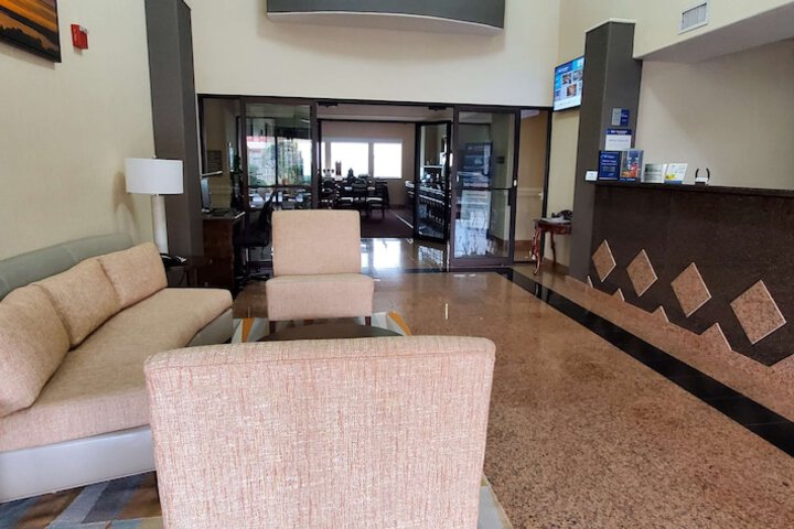Lobby Entry