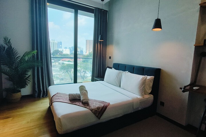 Room 8 of 134