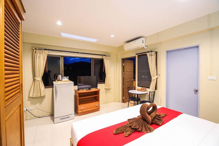 Room 7 of 19
