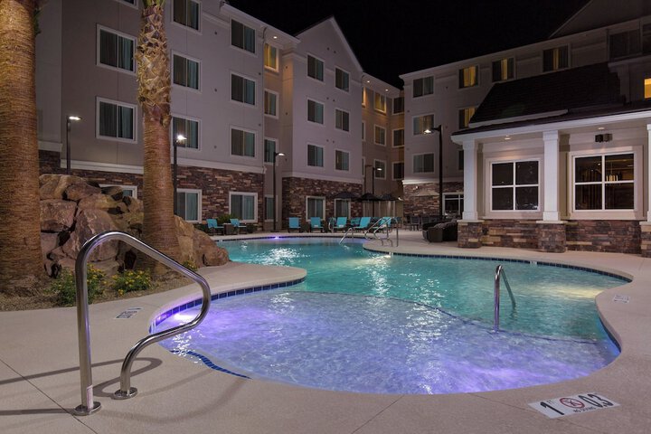 Pool 28 of 36