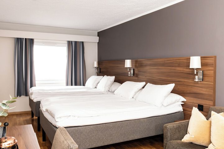 Room 29 of 61