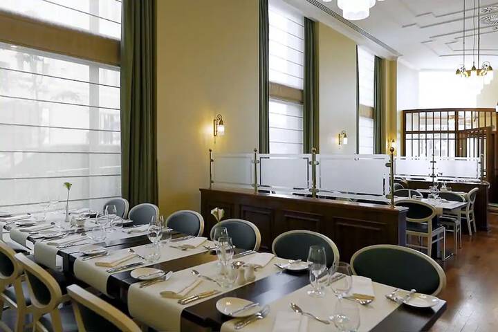Dining Photos