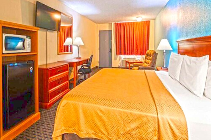 Room 5 of 21