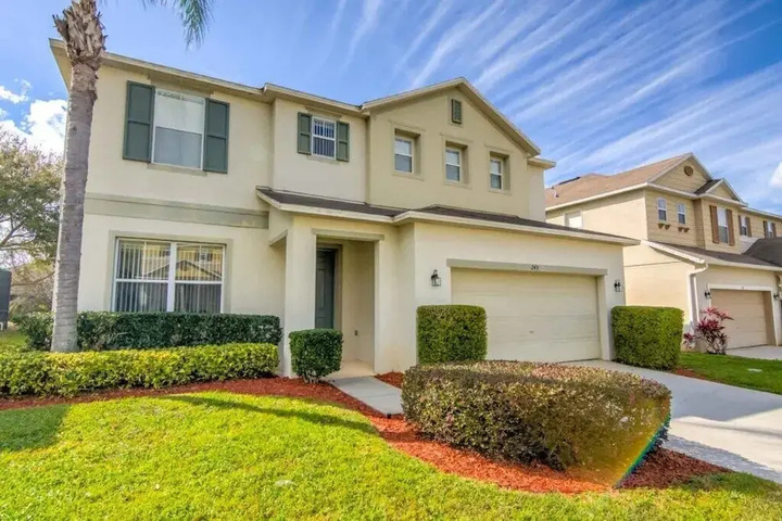 Exterior of Beautiful Legacy Park 5 Bedroom Home