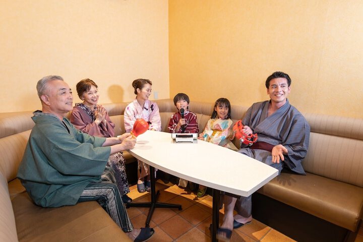 Karaoke room