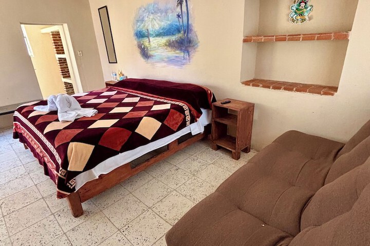Room 44 of 210