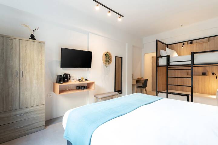 Room 47 of 82
