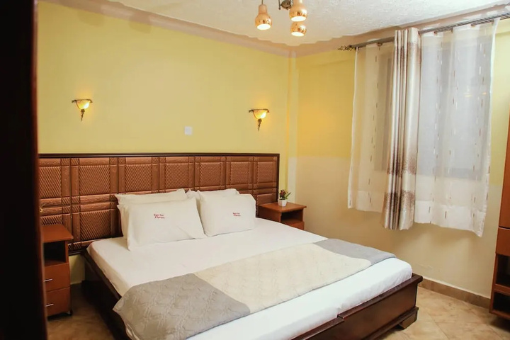 Room 3 of 6
