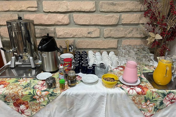 Breakfast/Coffee Service 181 of 206