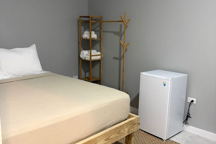 Room 25 of 53