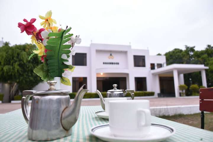 Hotel 65 of 66